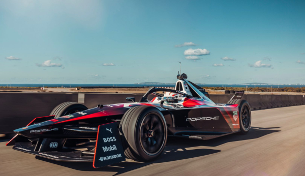1667902616 New Formula E Porsche 99X Electric Gen3 celebrates world premiere