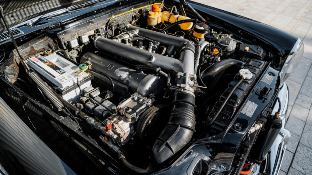 1968 Mercedes-Benz 600 owned by Jay Kay (photo via Bring a Trailer)