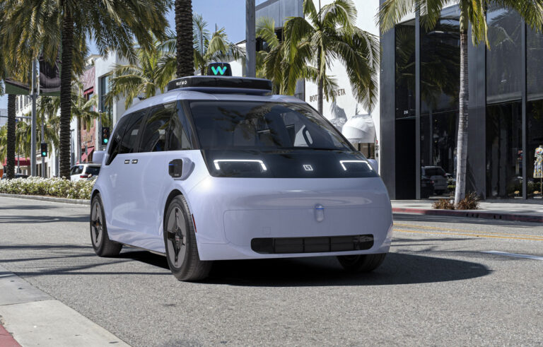 1668694681 Waymo reveals robotaxi based on Zeekr SEA M platform