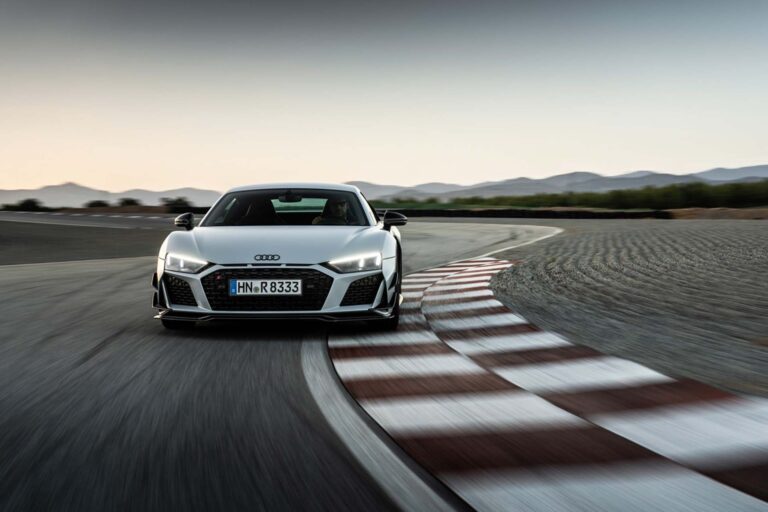 1669657690 Audi R8 V10 GT costs 253290 limited to 150 units