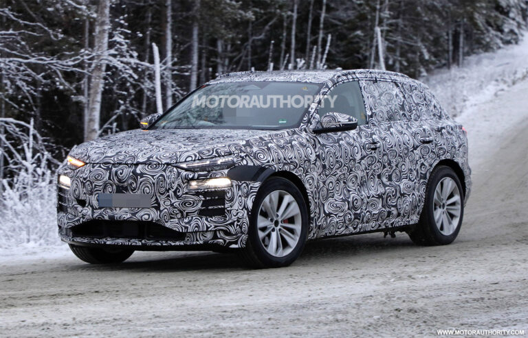2024 Audi Q6 E Tron spy shots and video