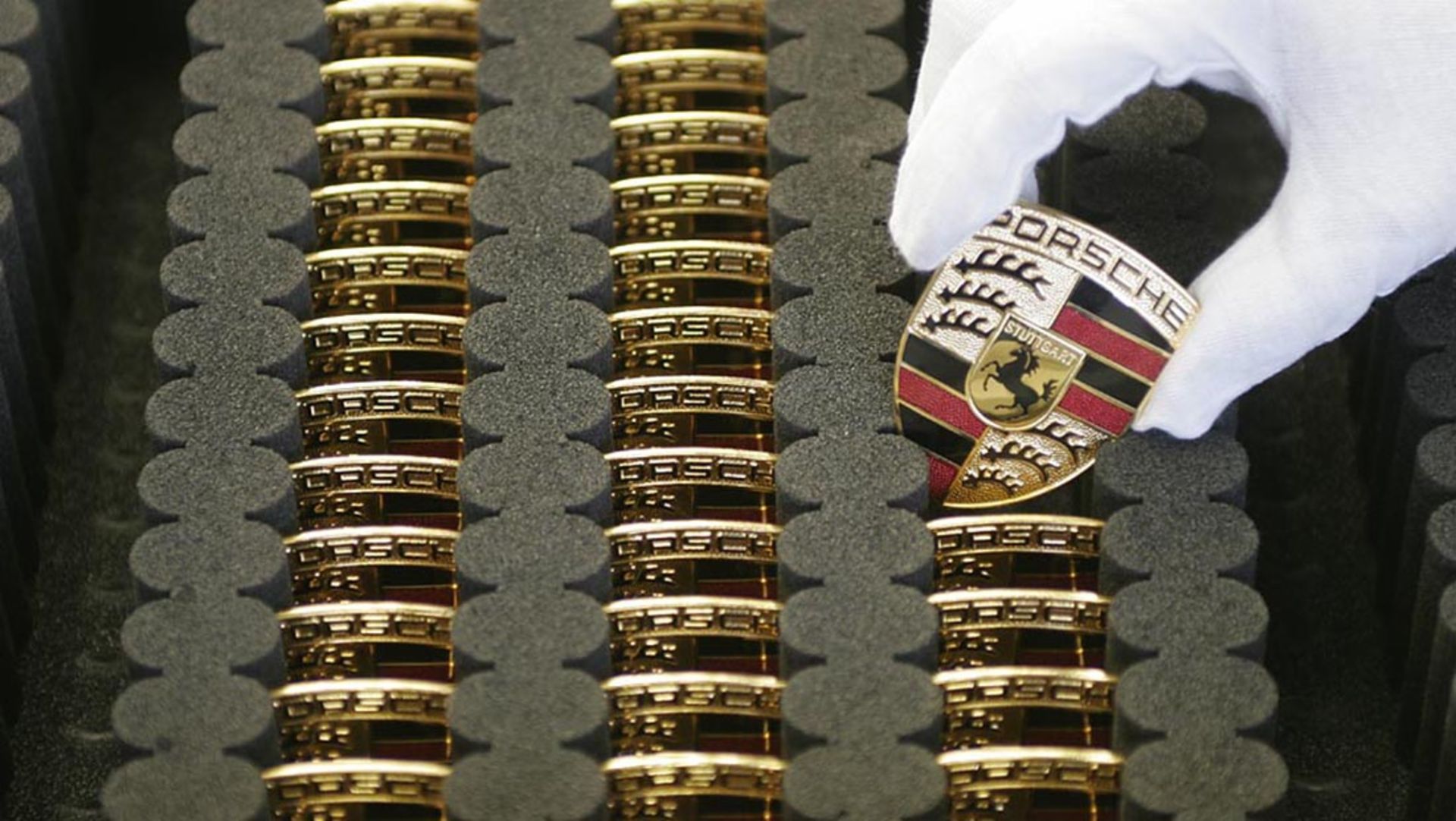 1673868396 The Porsche badge comes from a business lunch