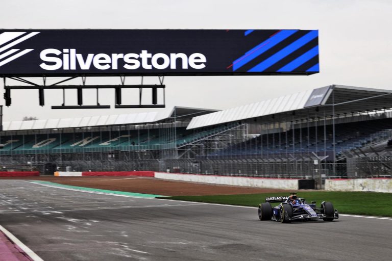 1739832776 2025 Williams FW47 F1 Auto leads Shakedown in Silverstone