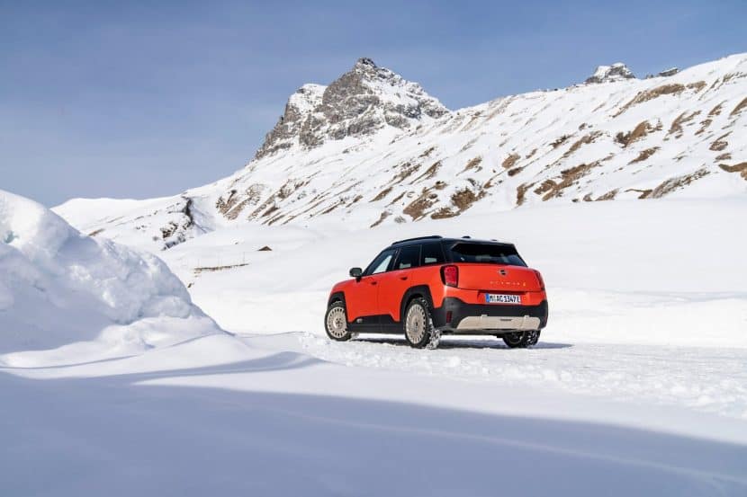 1740575259 47 Mini Aceman SE photographed in a winter wonderland