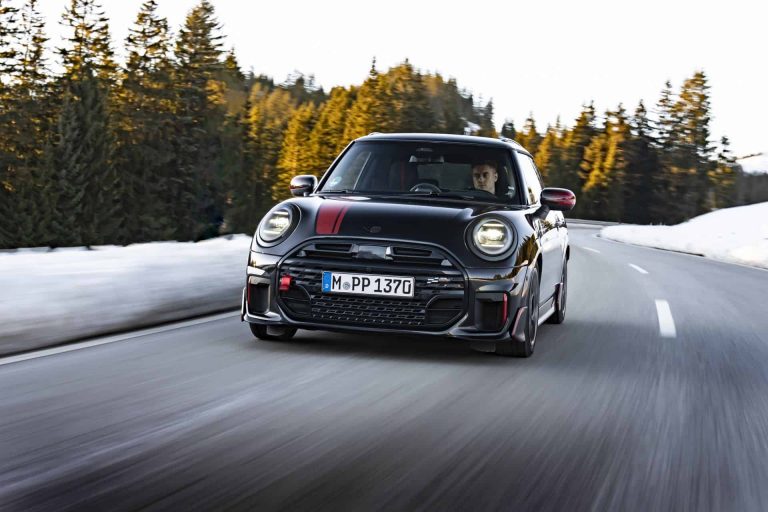 1740681444 2025 Mini Cooper Price Specifications and Functions