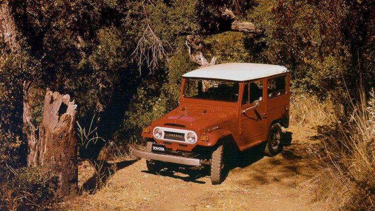 Toyota places more Supra und Land Cruiser Classic spare parts