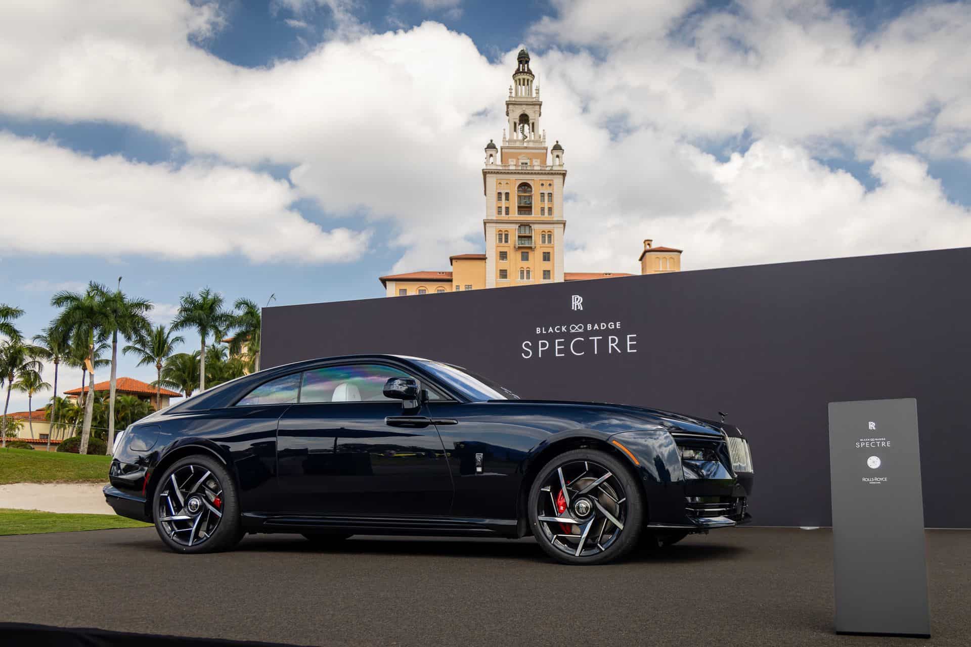 ROLLS ROYCE BLACK BADGE SPECTRE 06