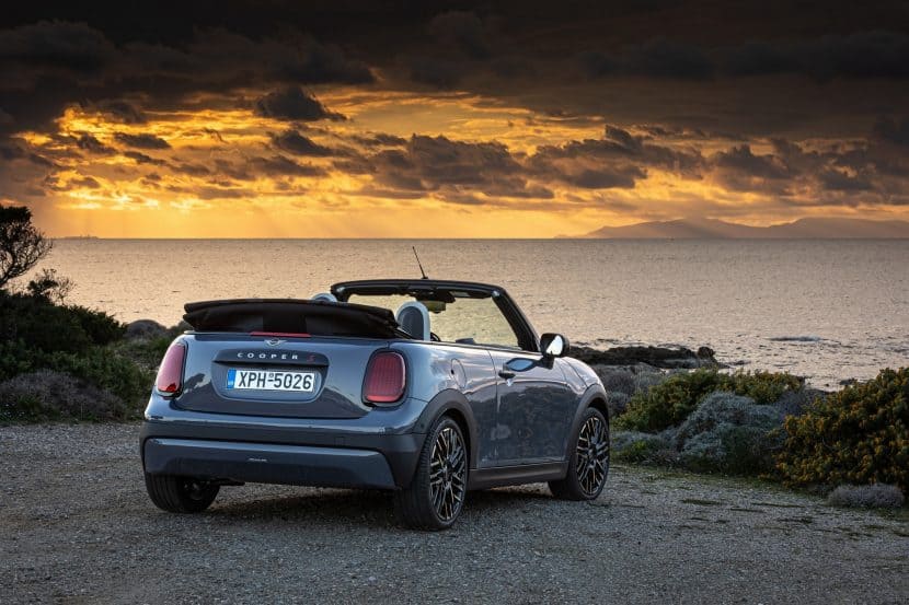 2025 Mini Cabrio 5