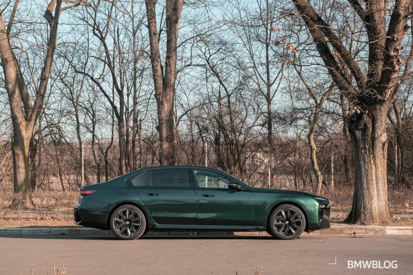 2025 BMW 740D Review 10