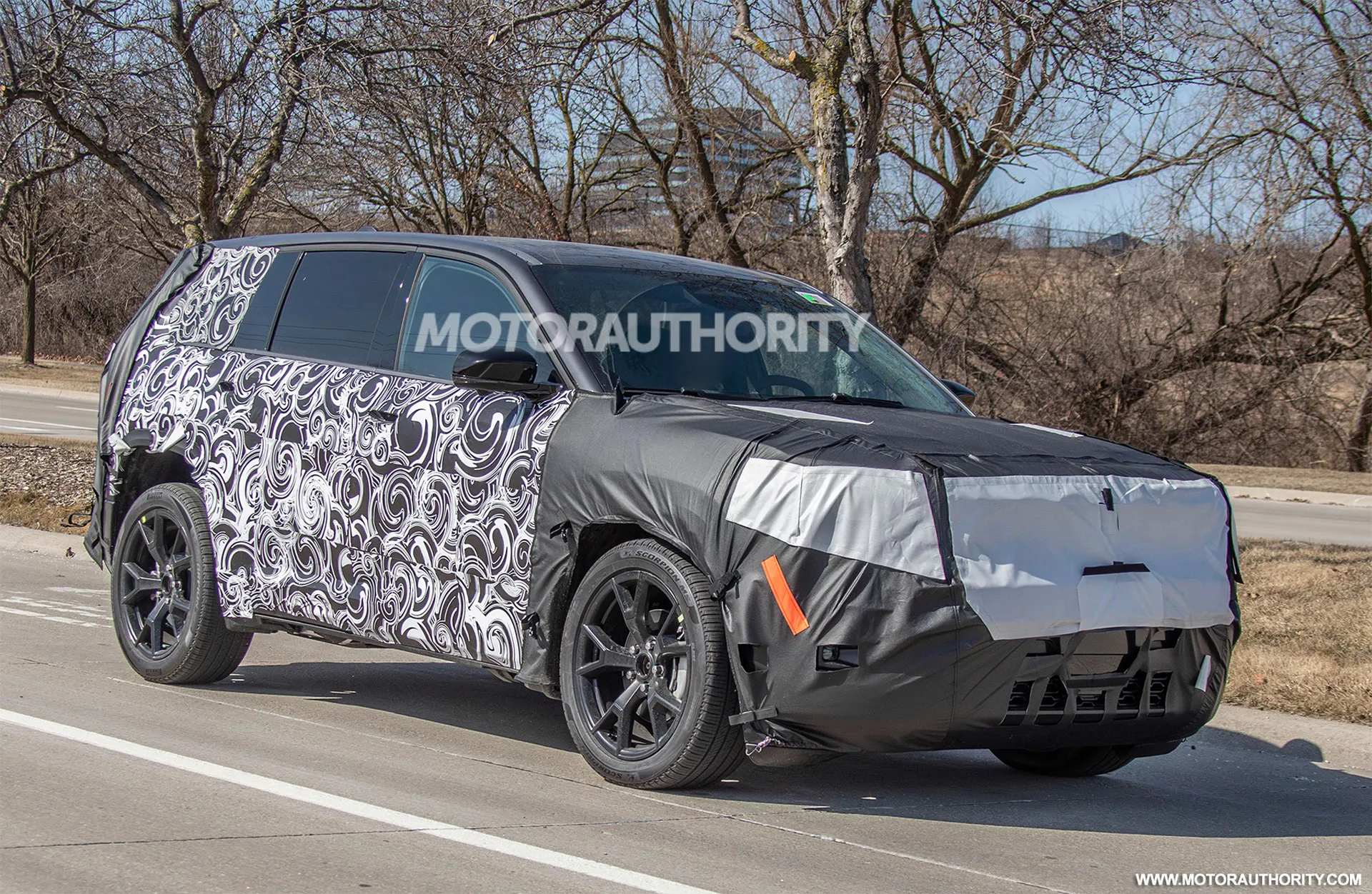 1741952906 2026 Jeep Cherokee spied on with new details.webp