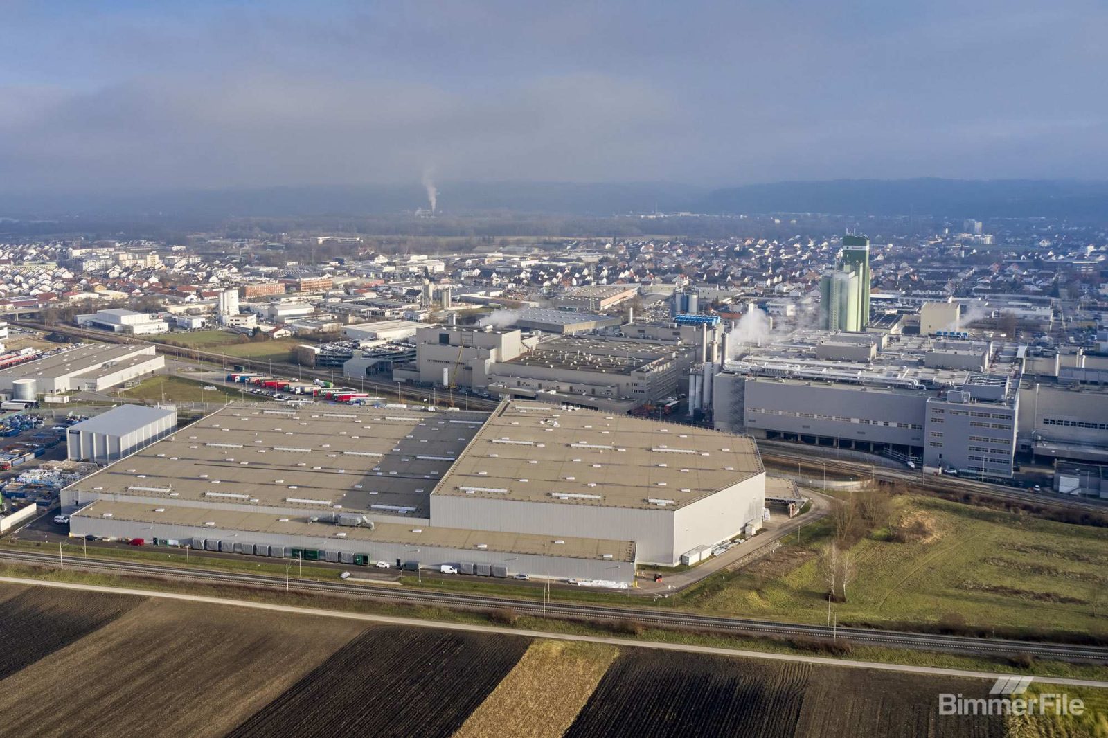 1742206021 191 BMW IX3 confirms the first new class vehicle for the