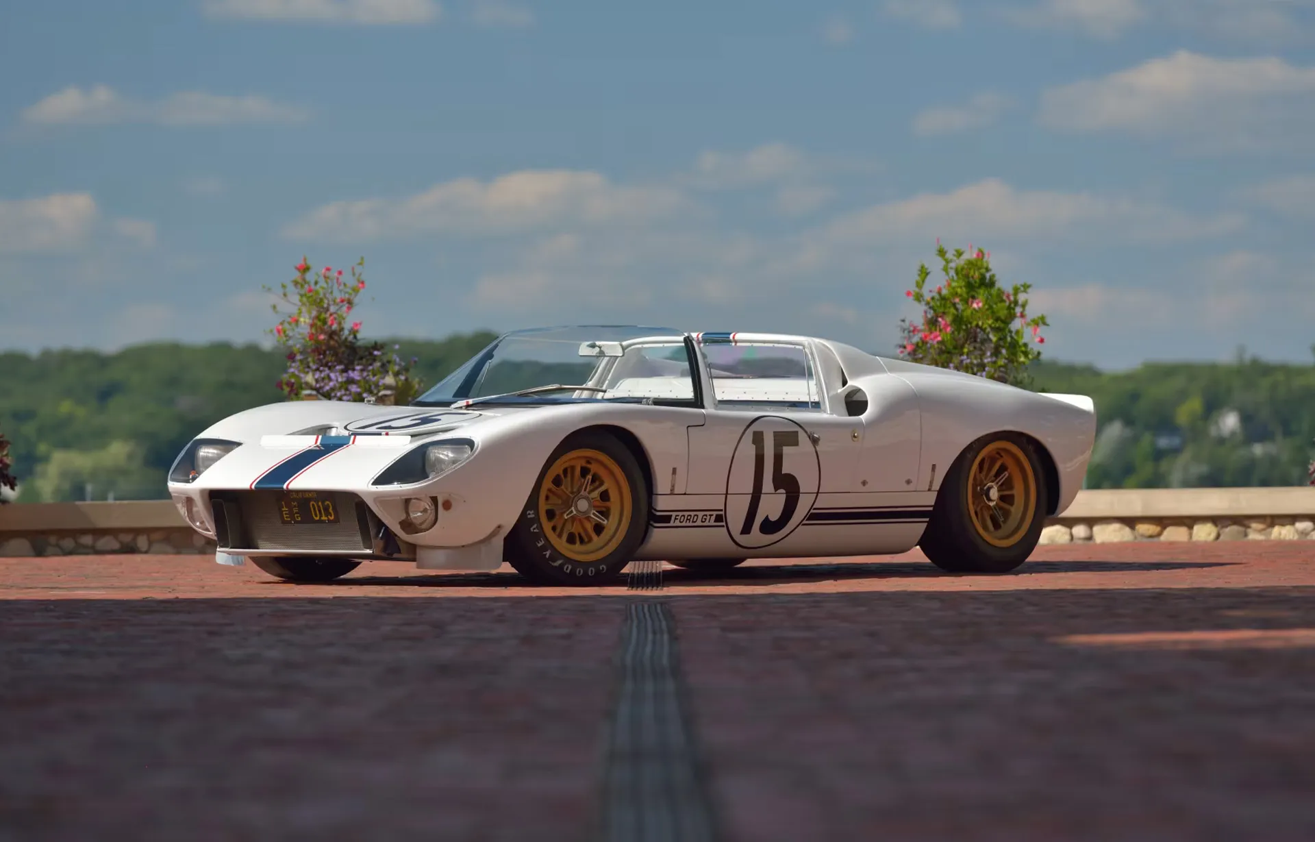 1742390428 1965 Ford GT40 Roadster prototype that drove to the auction.webp