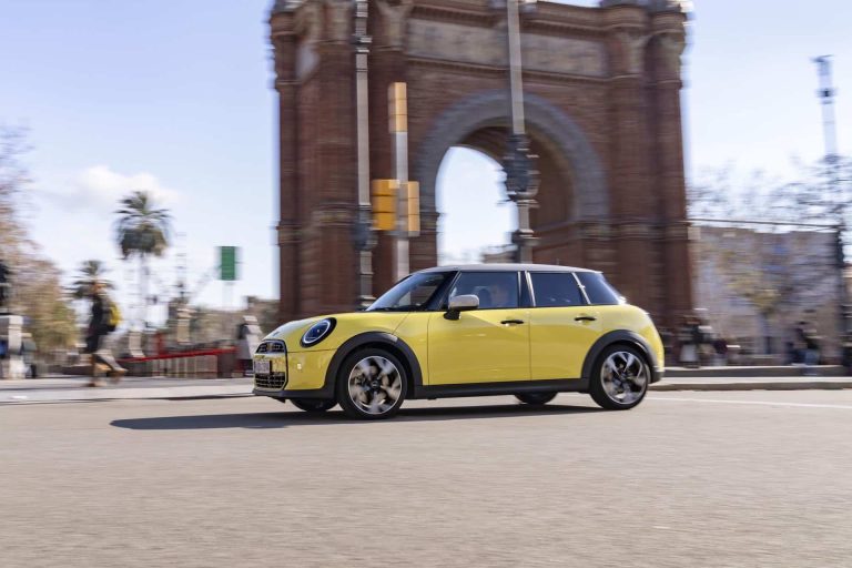 MINI COOPER S SUNNY SIDE YELLOW 12