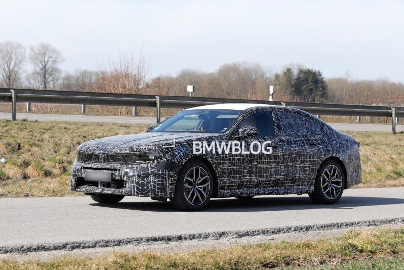 2027 BMW 5 series Facelift Spy Photos 06
