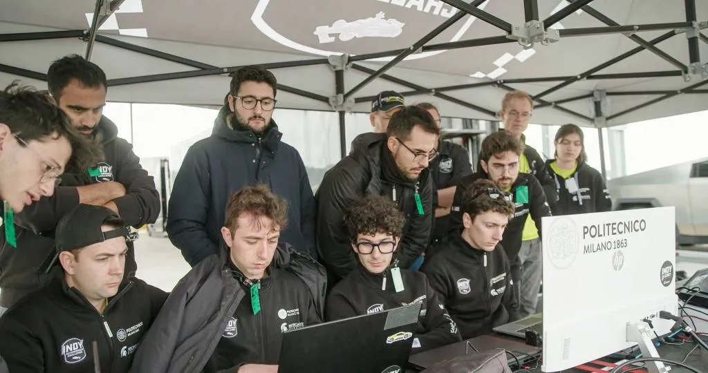 Maserati Mc20 self -driving prototype reaches 197.7 miles per hour - February 2025