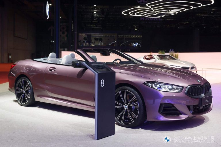 BMW 8 SERIES CONVERTIBLE 4