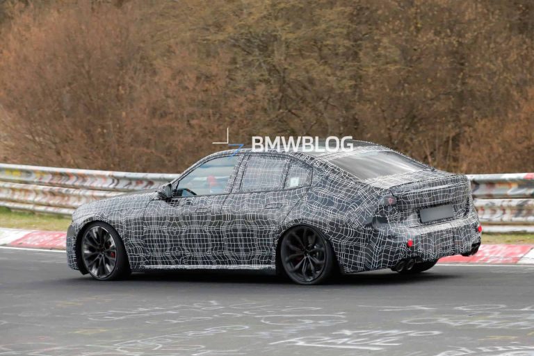 2027 BMW M350 NURBURGRING 05