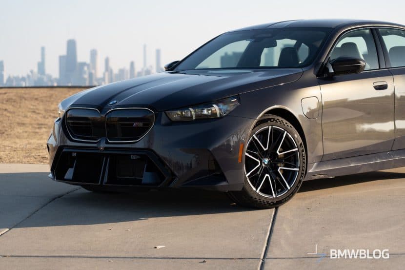 2025 BMW M5 Sepia Metallic 02