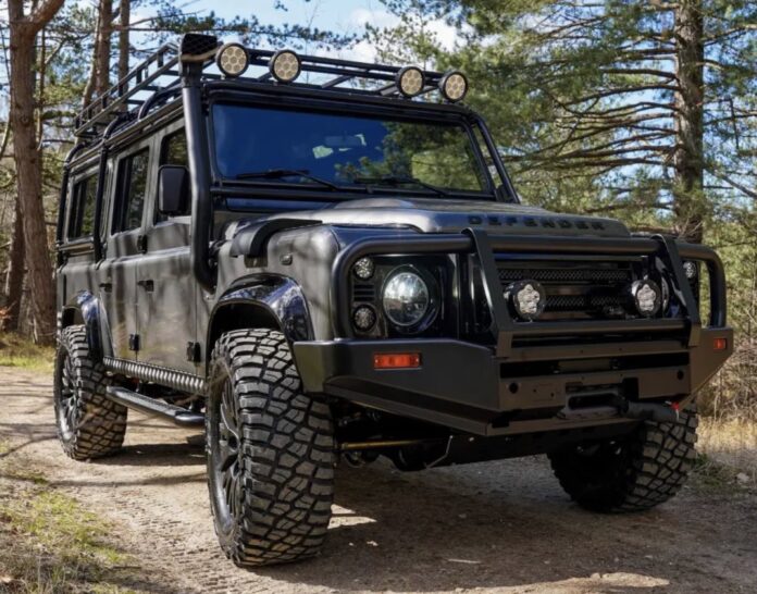 1746524687 379 Modern off road classic Mercedes G Land Rover Defender Toyota