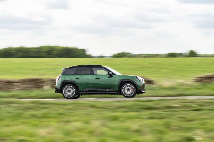 Mini -aceman John Cooper Works British Racing Green 71