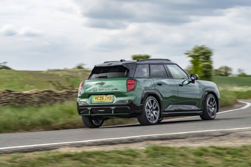 Mini -aceman John Cooper Works British Racing Green 10