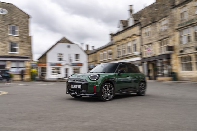 Mini -aceman John Cooper Works British Racing Green 48