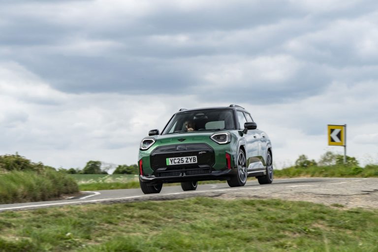 MINI ACEMAN JOHN COOPER WORKS BRITISH RACING GREEN 28