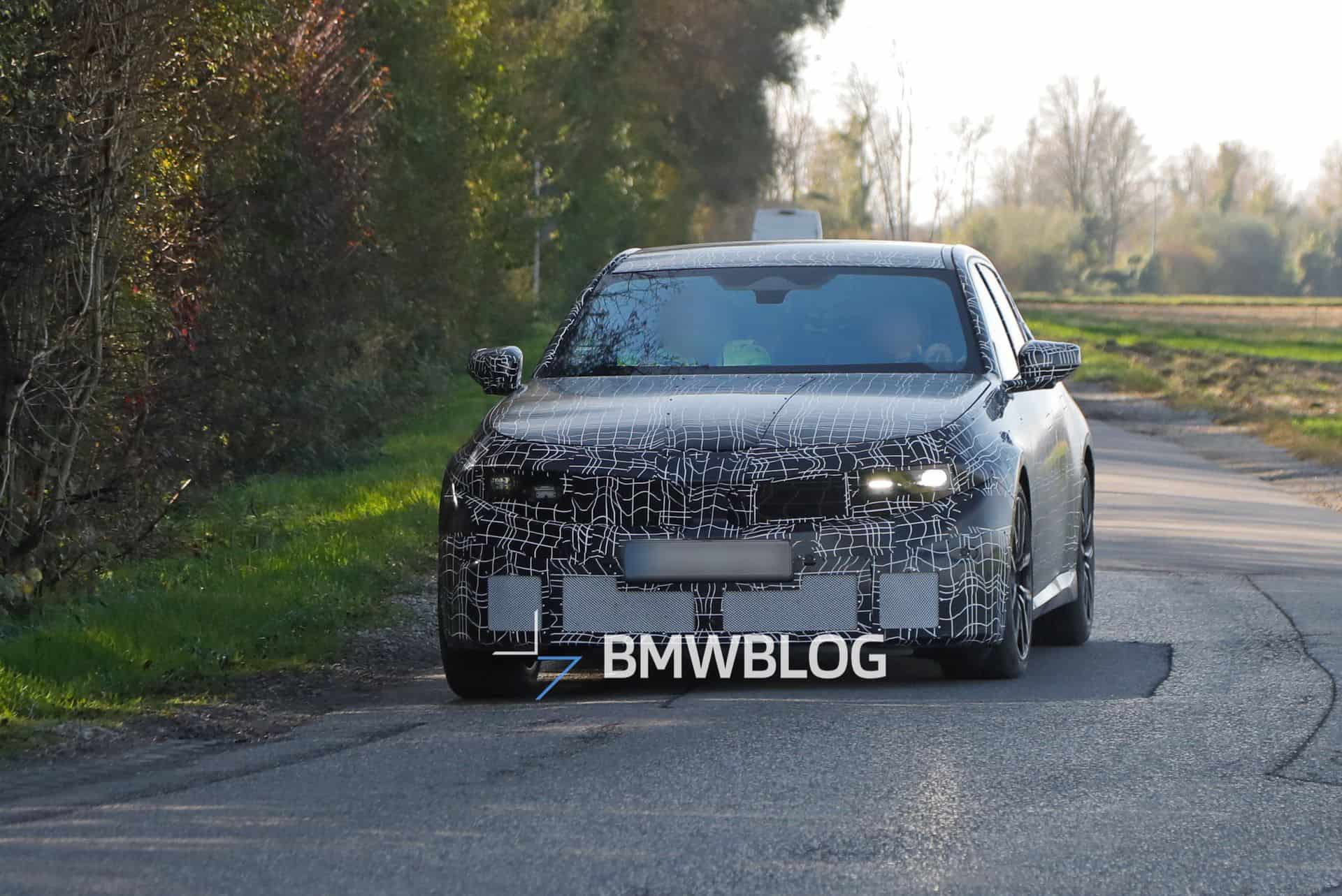 1749128227 BMW recorded testing of the next 3 series and 7