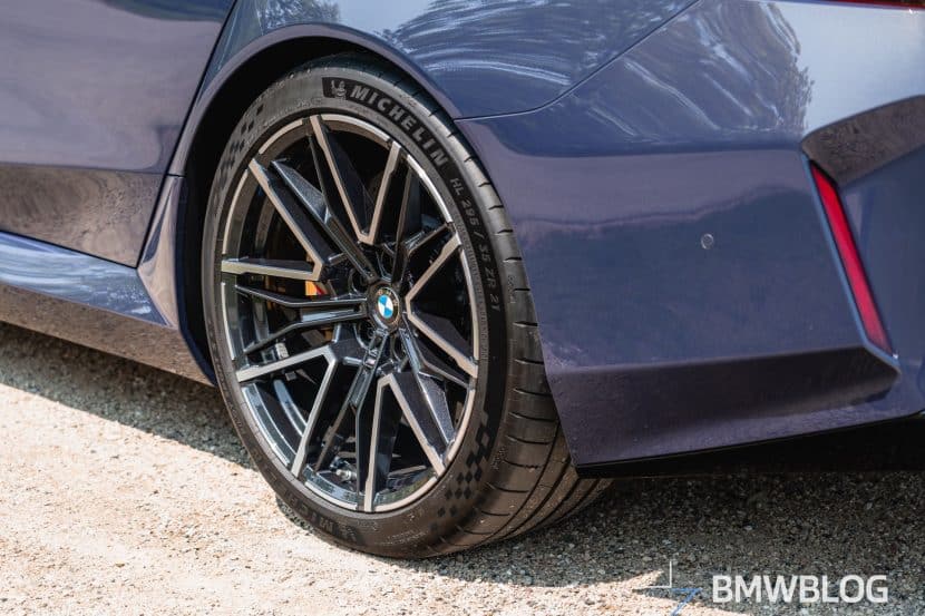 2025 BMW M5 G90 Sepia Metallic 04