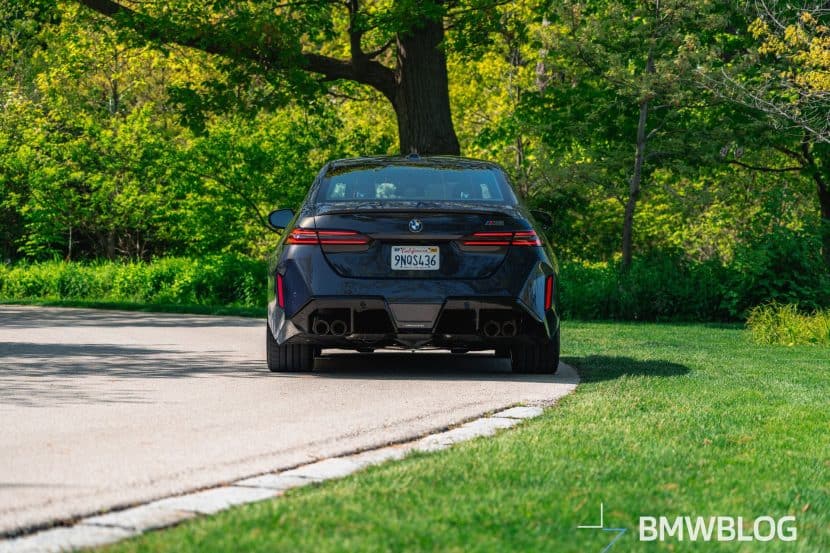 2025 BMW M5 G90 Sepia Metallic 52