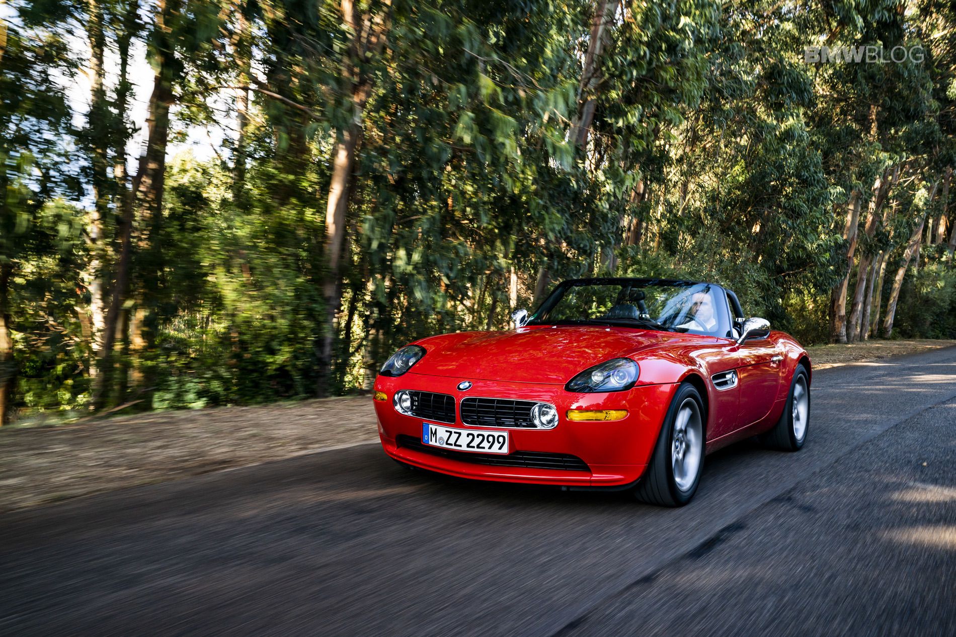 bmw z8 e52 roadster history retro design