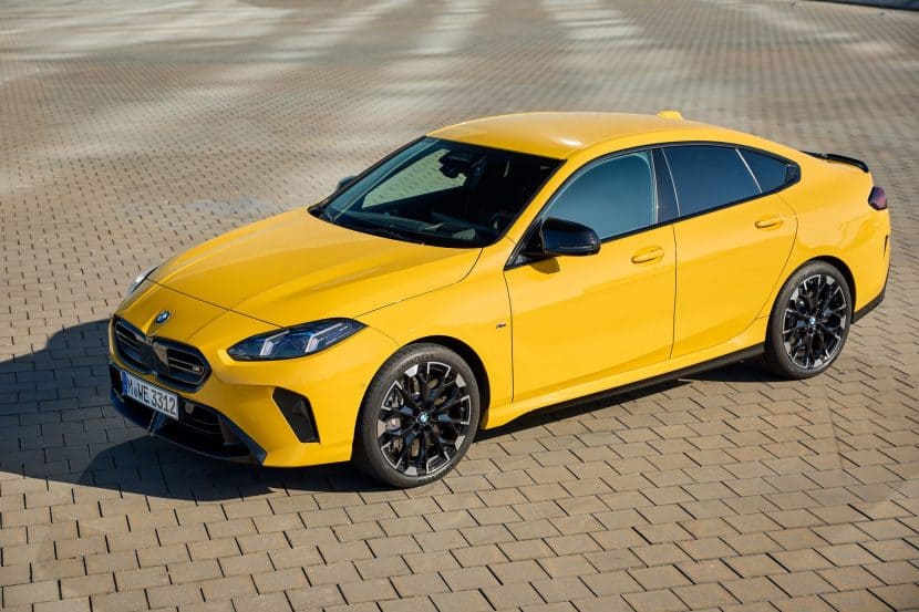 BMW M235 Gran Coupé in speed yellow