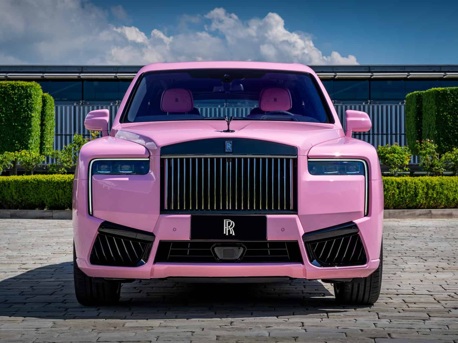 ROLLS ROYCE CULLINAN BLACK BADGE CHINESE MURAL ART 2
