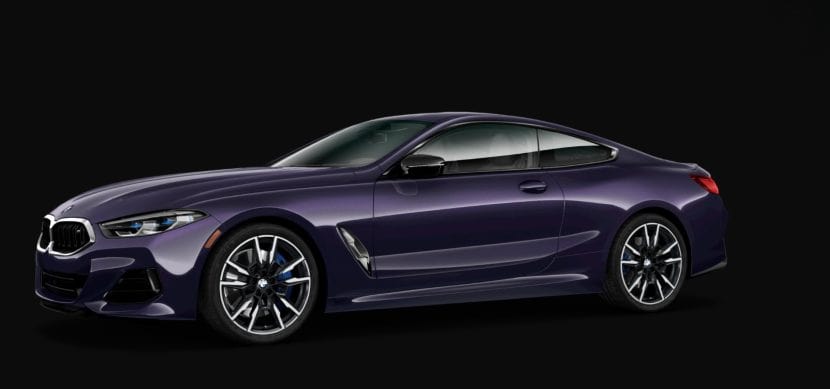 Techno Violet BMW M850i ​​Coupé side view