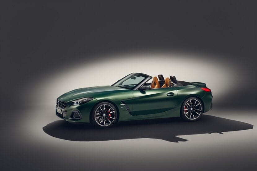 BMW Z4 M40i in frozen deep green