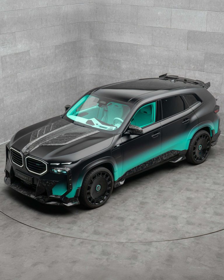 MANSORY XM BLACK TURQUOISE (7)