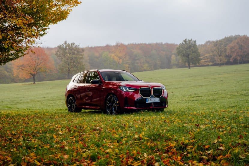 BMW X3 M50 against Porsche Macan against AMG GLC Drag