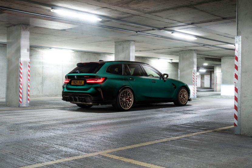 BMW M3 CS Touring British Racing Green 56