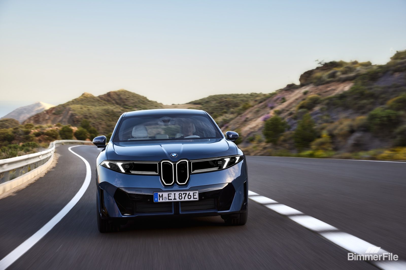 1757070264 925 The BMW IX3 debut The new class arrives and the