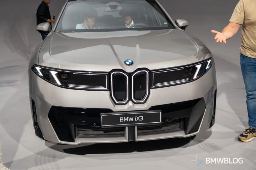 2026 BMW IX3 Space Silver 05