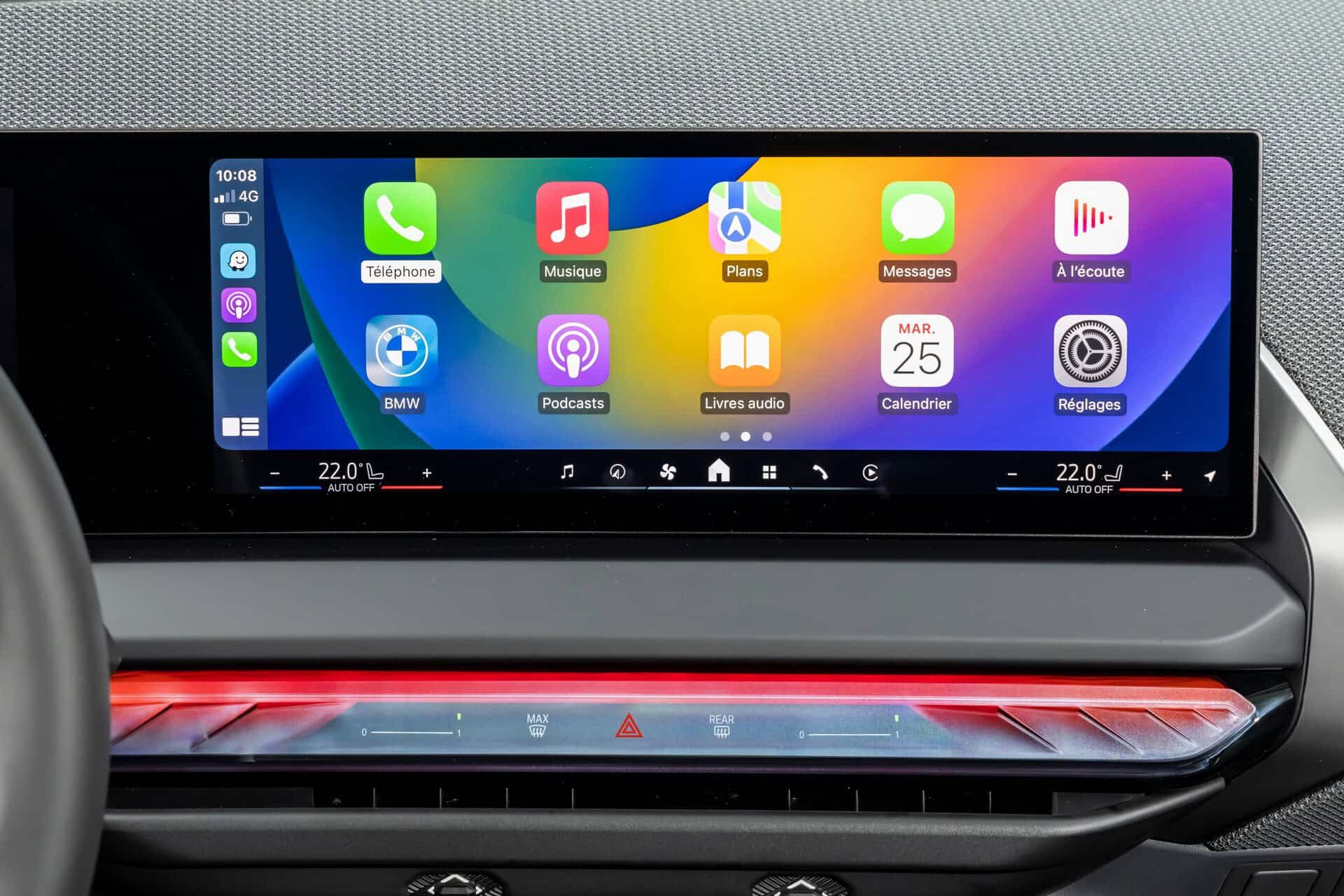 2025 BMW X3 30e xDrive showing the Apple Carplay