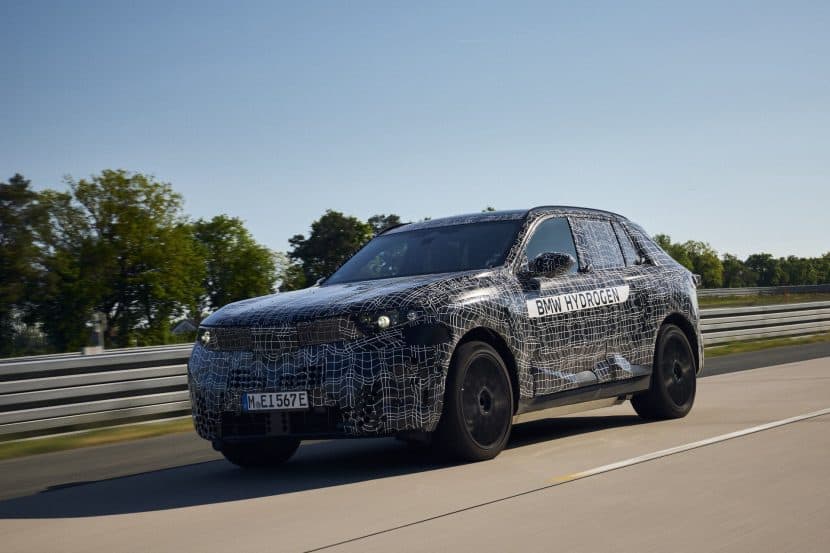 BMW X5 G65 prototype test with hydrogen fuel cell system