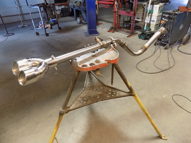 1759081828 567 68 Mustang 14 exhaust system