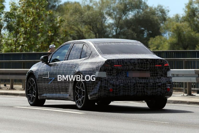 2026 BMW i3 Na0 spy photos 02