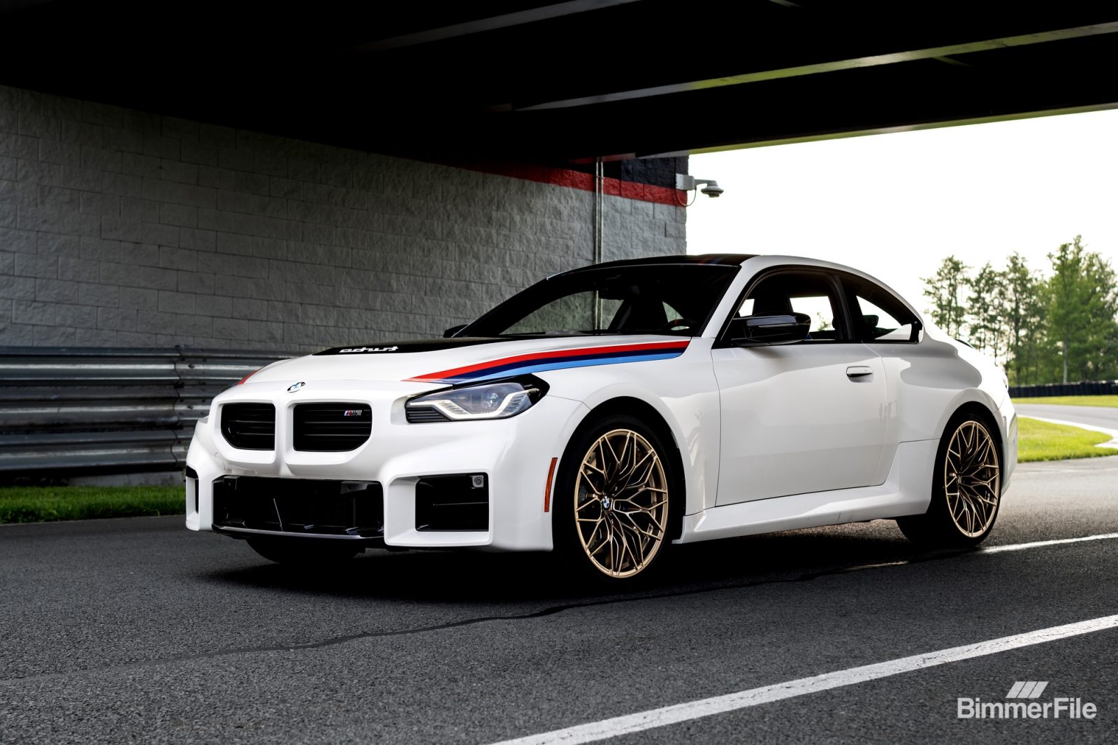 1760108678 102 The BMW M2 Turbo Design Edition 2026 A hand painted homage