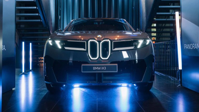 BMW iX3 front three-quarter view at BMW Romania — The new Neue Klasse SUV during its Romanian debut.