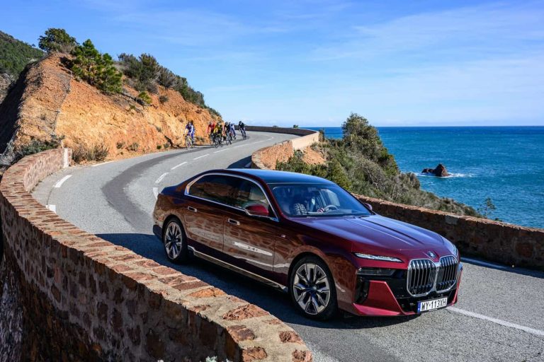 1761308209 2026 BMW 7 Series takes delivery ahead of major 2027