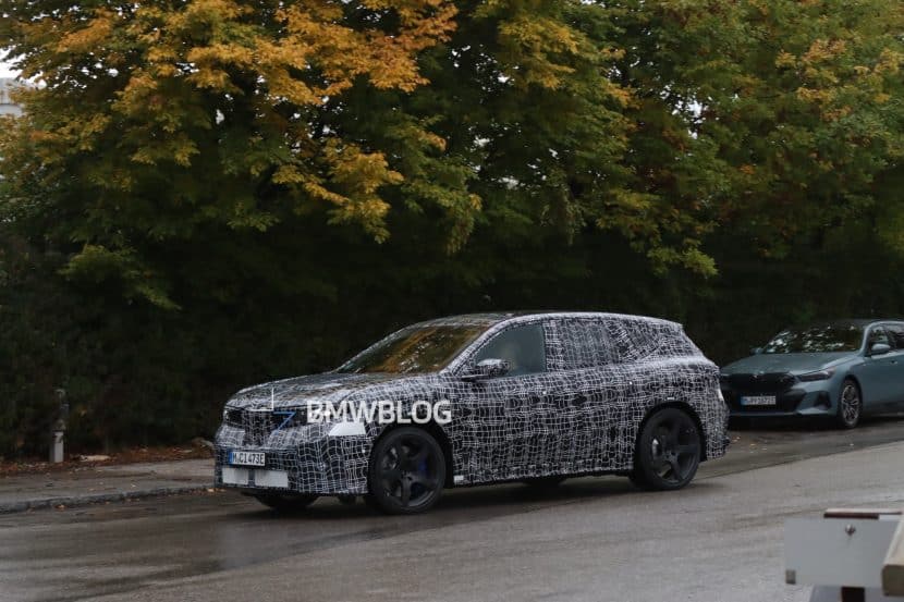 2027 BMW X3M ELECTRIC ZA5 side view