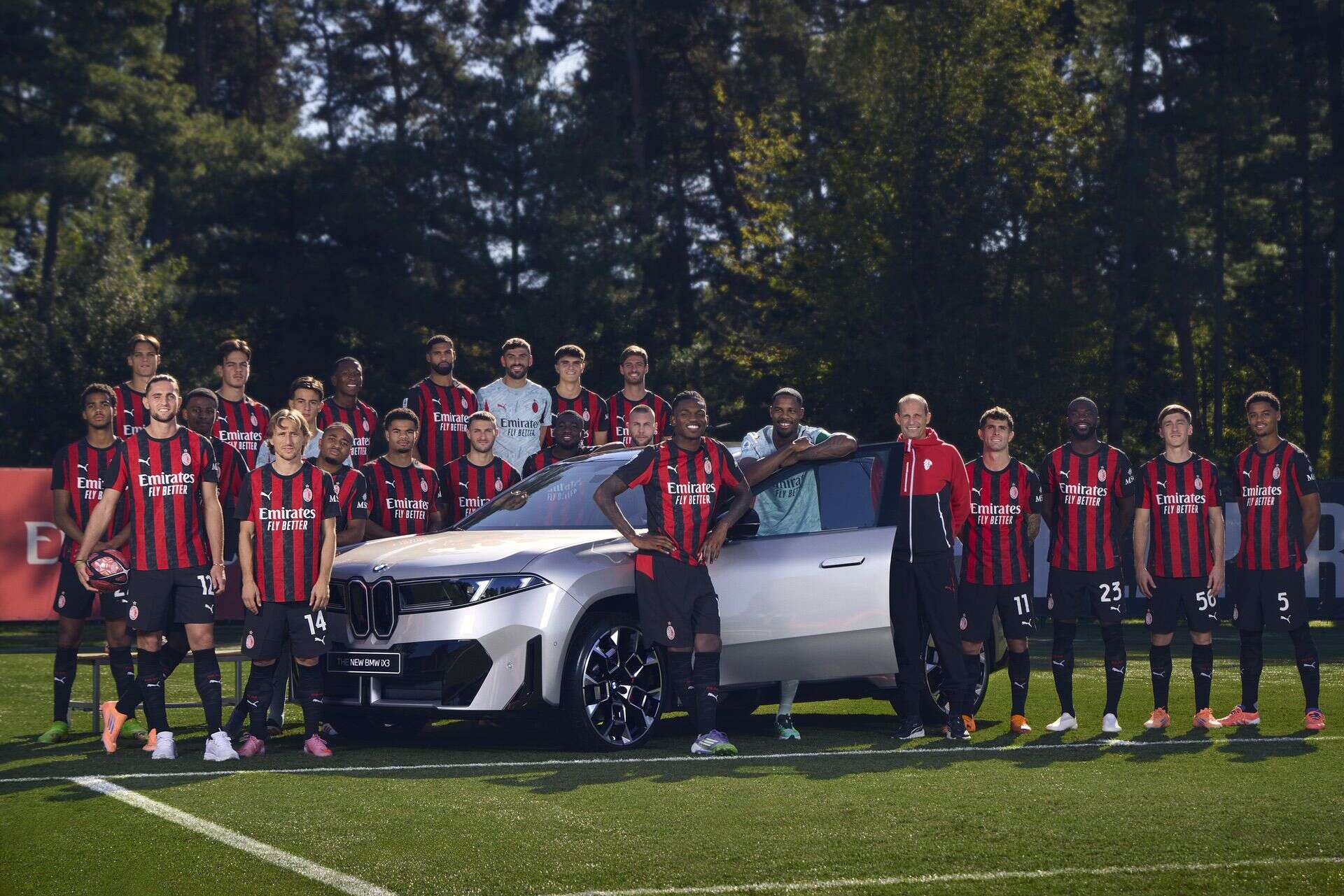 BMW iX3 unveiled to AC Milan players and coach Massimiliano Allegri