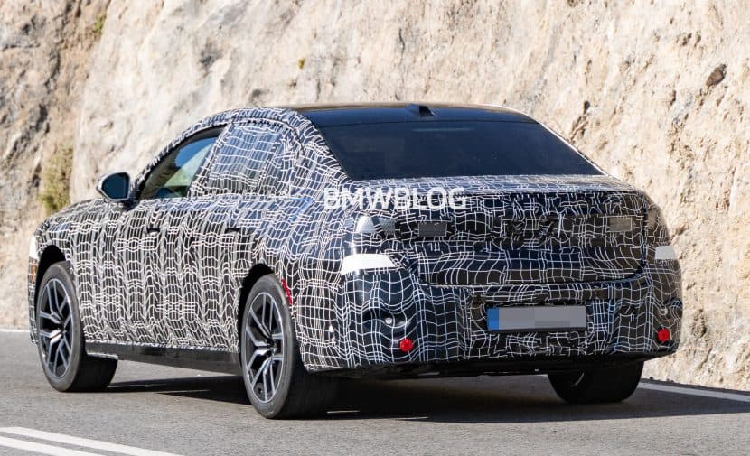 2027 BMW 7 SERIES FACELIFT SPY PHOTOS 01